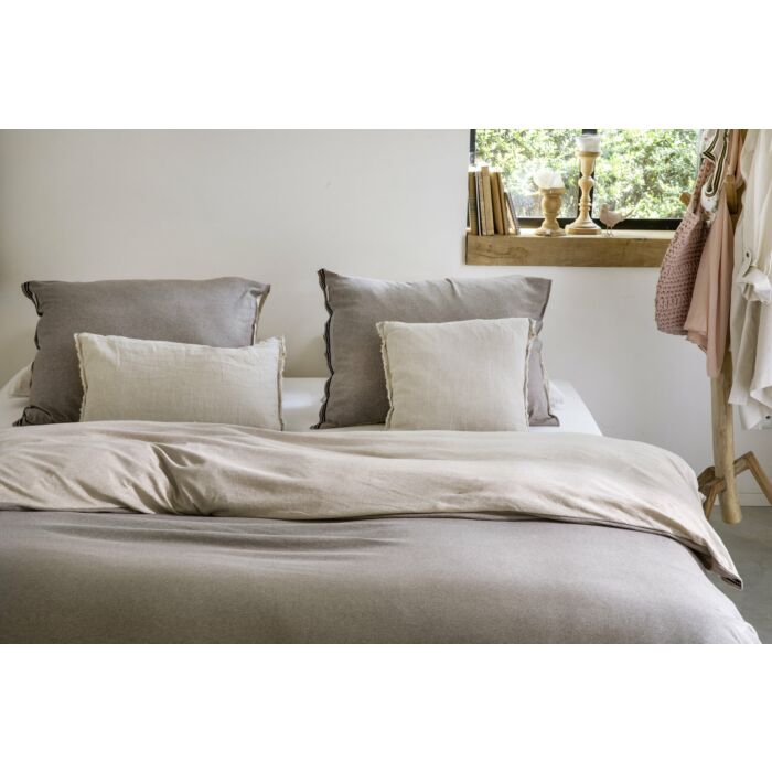 Casual Beauty dekbedovertrek 200x220cm taupe/zandkleur