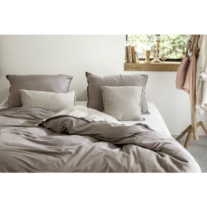 Casual Beauty dekbedovertrek 200x220cm taupe/zandkleur